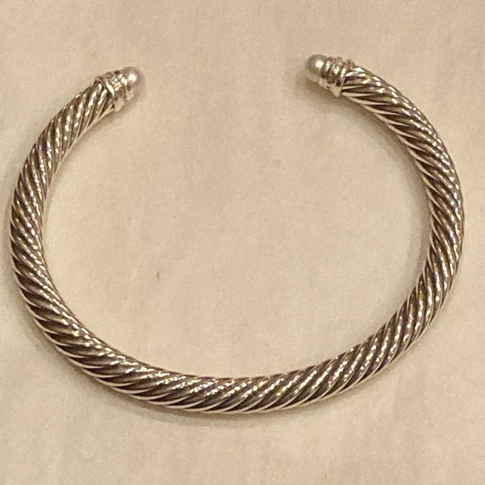 David yurman 5mm bracelet with pearl - Picture 2 of 7